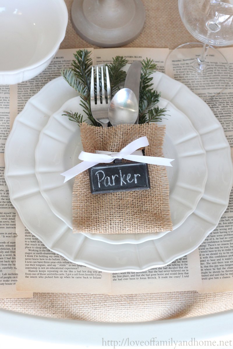 Easy, No-Sew Flatware Pouch {Crate & Barrel Knock-Off} Christmas Place Setting IdeaChristmas Place Setting 6