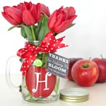 Teacher Gift Ideas – Monogram Mason Jar Vase {Free Chalkboard Printable Gift Tags}