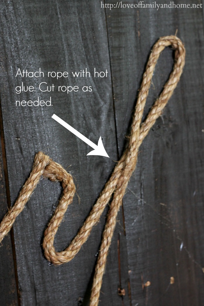 Pallet Name with Rope