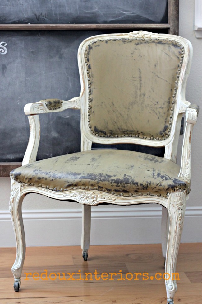 Vinyl-painted-chair-cececaldwells-omaha-ochre-redouxinteriors1-682x1024