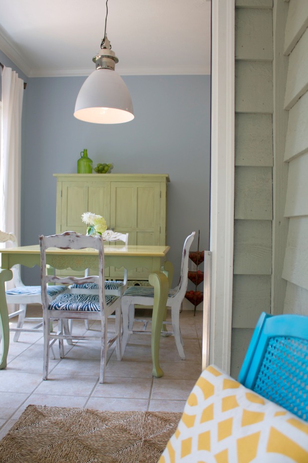 breakfast-room-view-from-porch